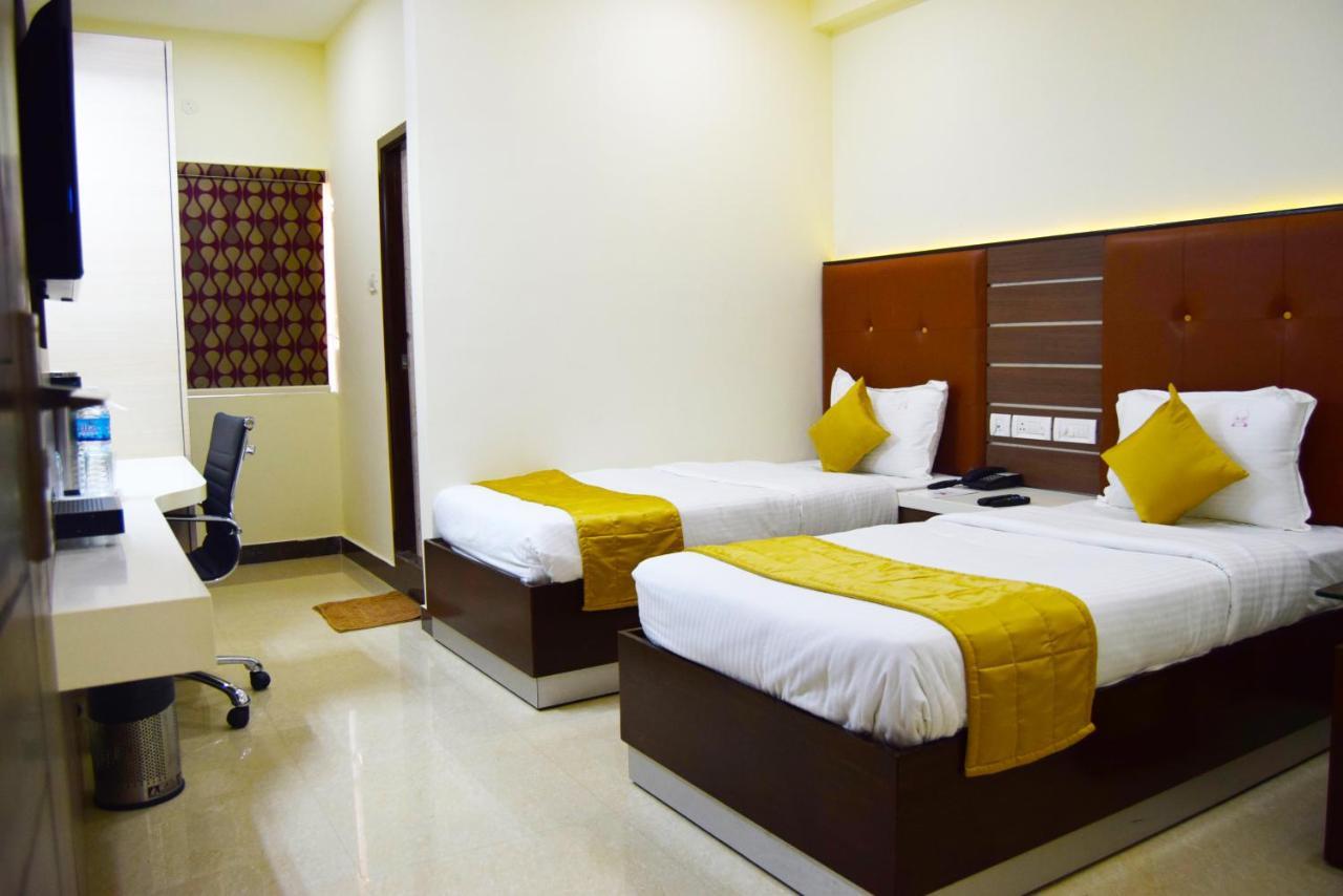 Thiviyam Airport Hotel Ченнаи Экстерьер фото